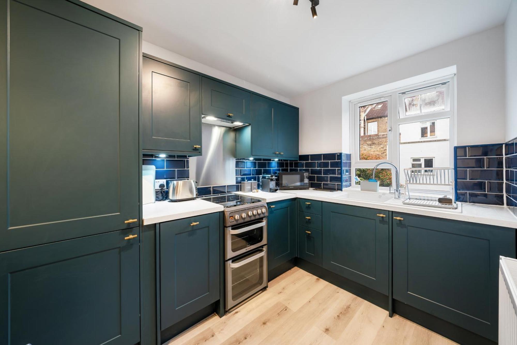Bright & Cosy Gem ~ Battersea Park View ~ King Bed Apartment London Exterior photo