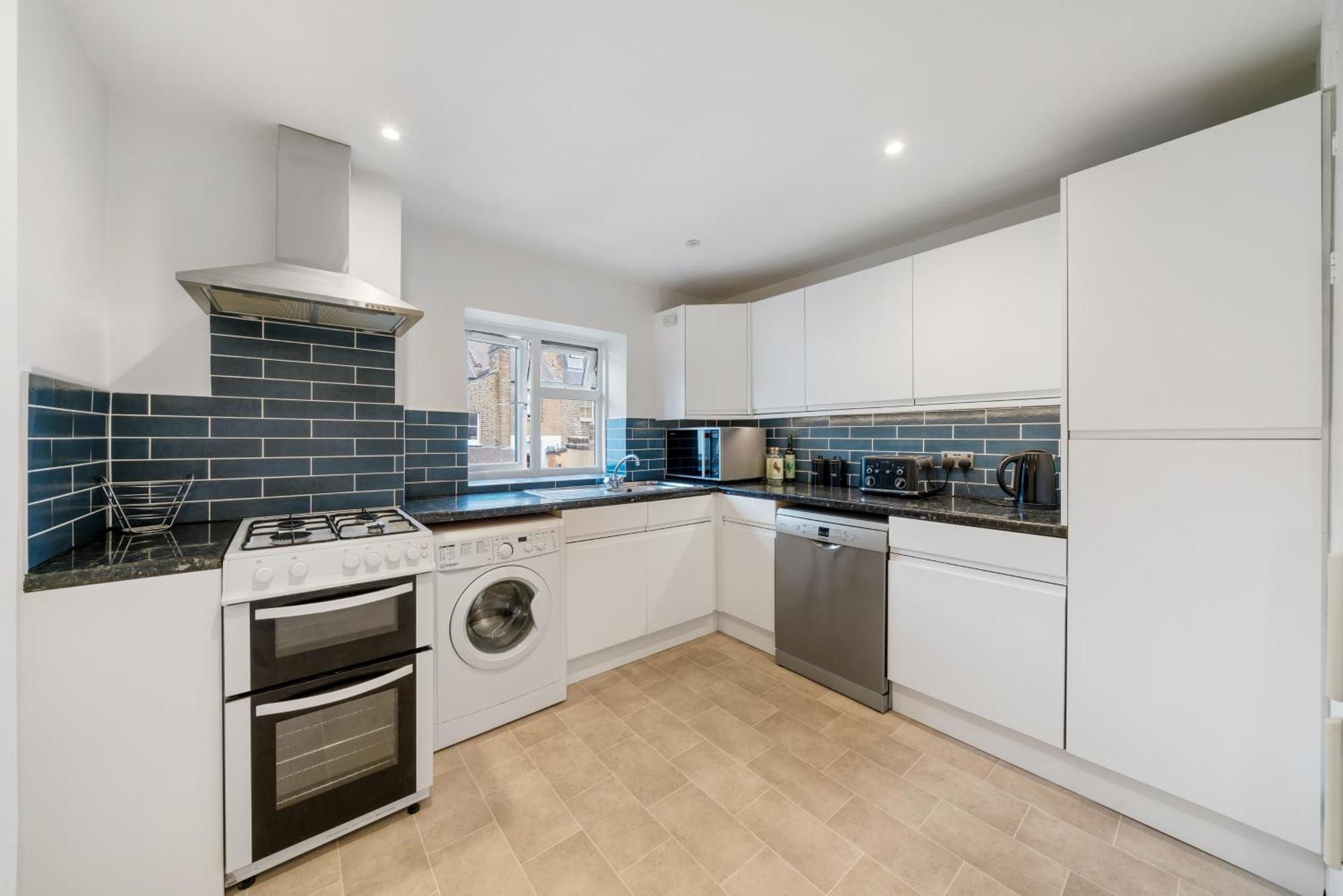 Bright & Cosy Gem ~ Battersea Park View ~ King Bed Apartment London Exterior photo